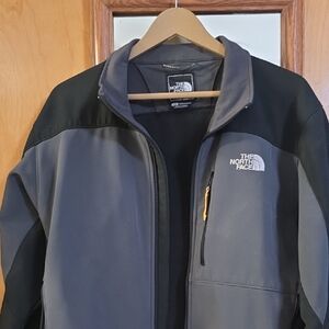 The North Face Men's Black and Gray Performance Jacket